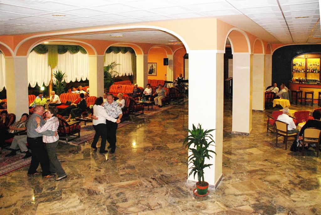 Hotel Columbia Terme Abano Terme Exterior foto